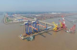 Cẩu bờ STS (Ship to Shore Crane) 3